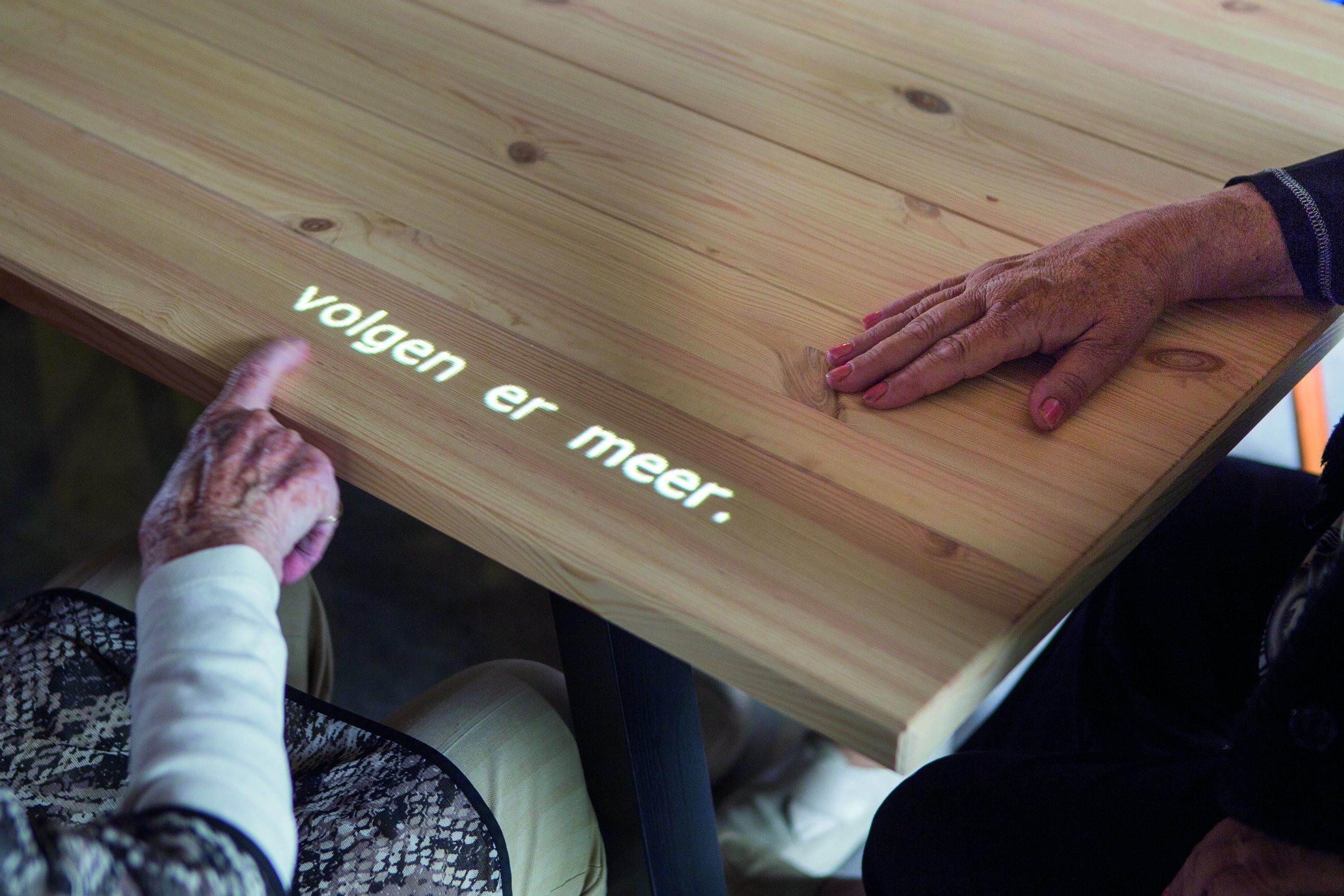 Spelfoto Gezegden Senioren Tovertafel