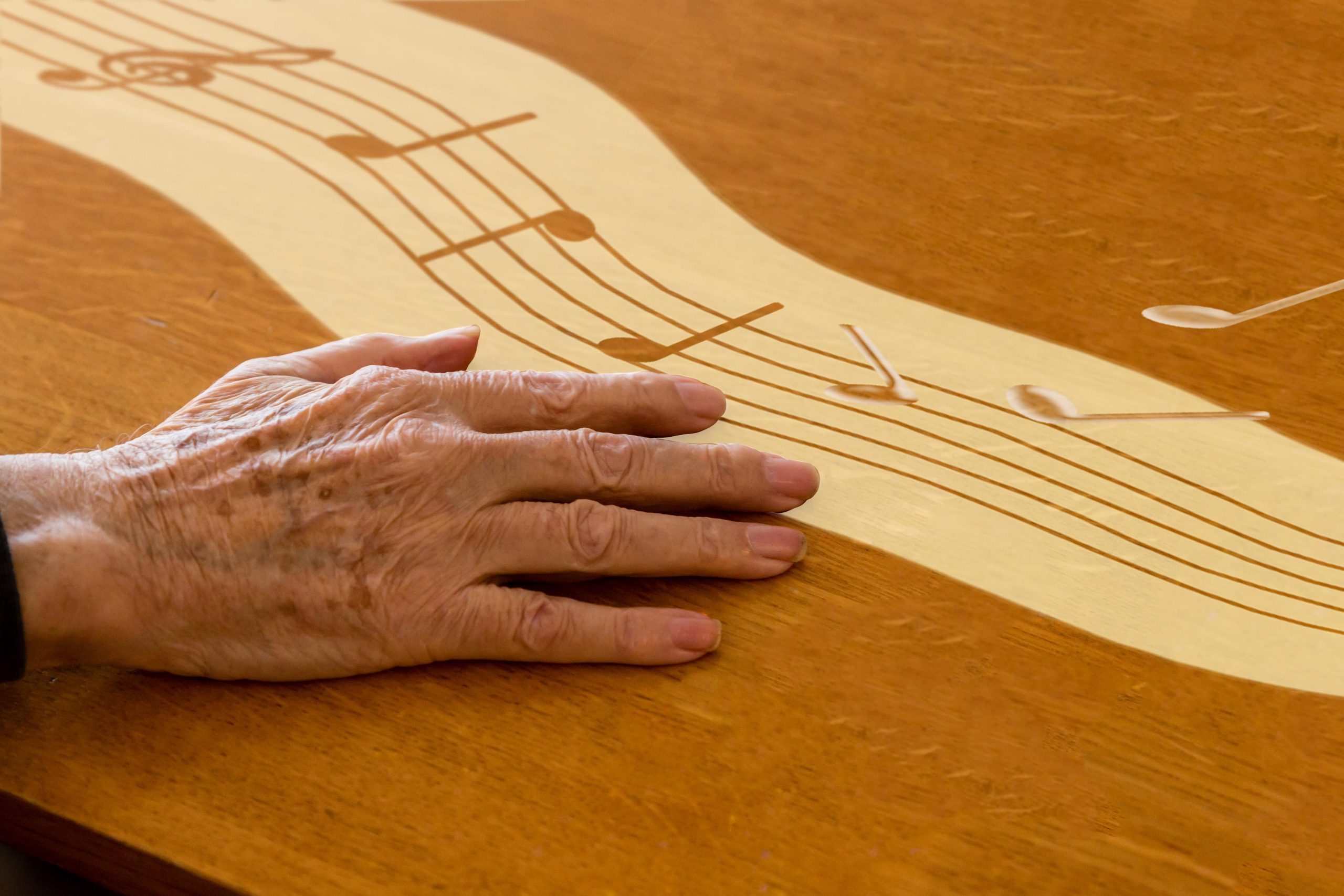 Spelfoto Notenbalk Senioren Tovertafel